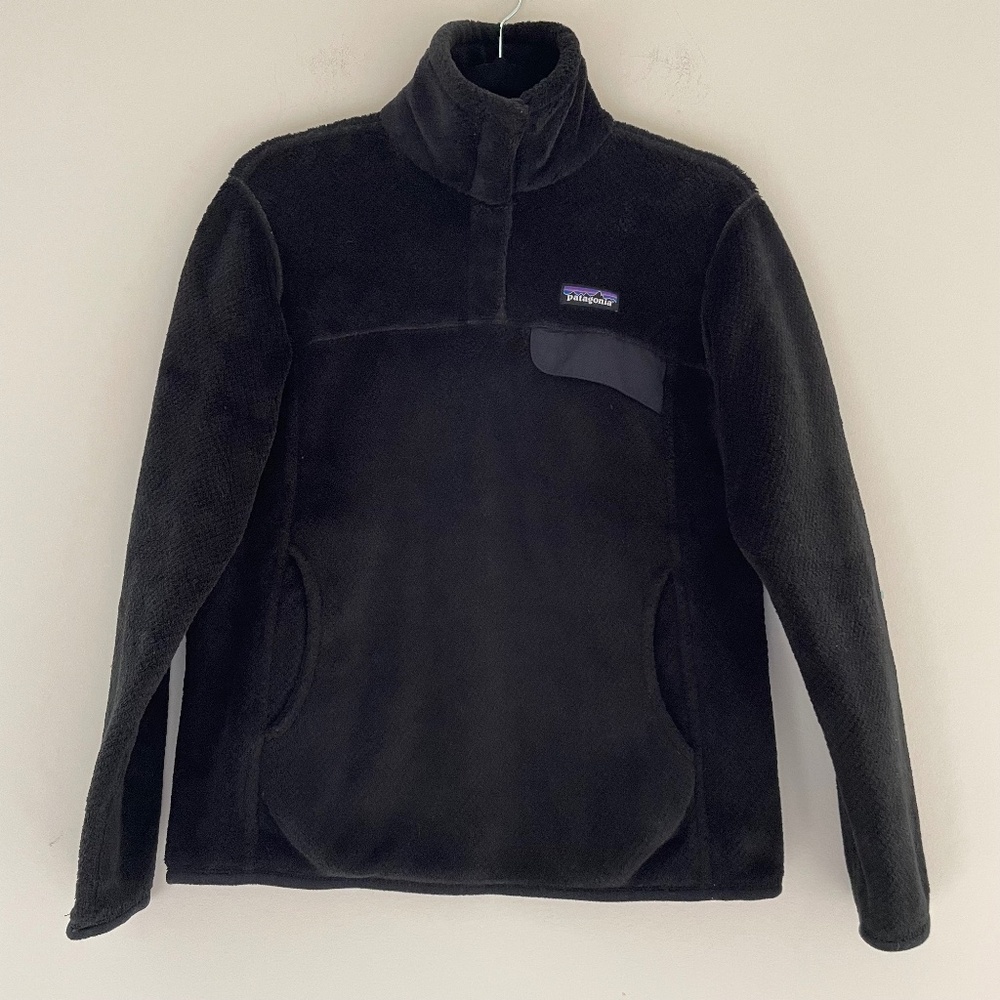 Patagonia Womens Medium Snap Pullover Sweater Black Cozy Outdoor Hiking Travel